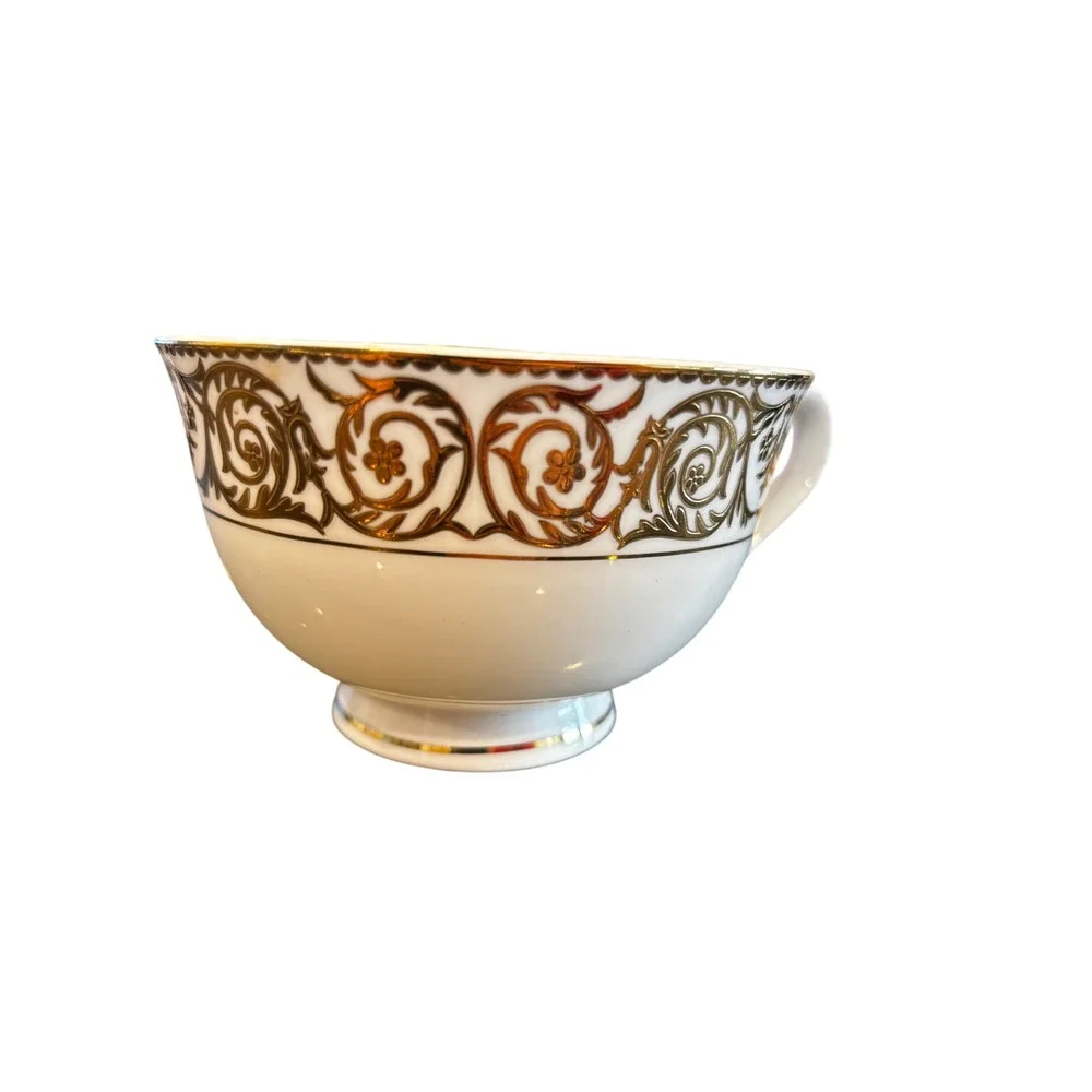Luxus England Porzellan Hand Painted Gold Filigree Teacup and Saucer Set White